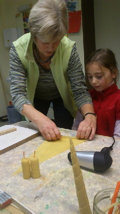 DSC_0066_Kerzenwachs gerollt