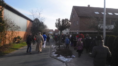 CIMG9931_Die Nebenstraen entlang