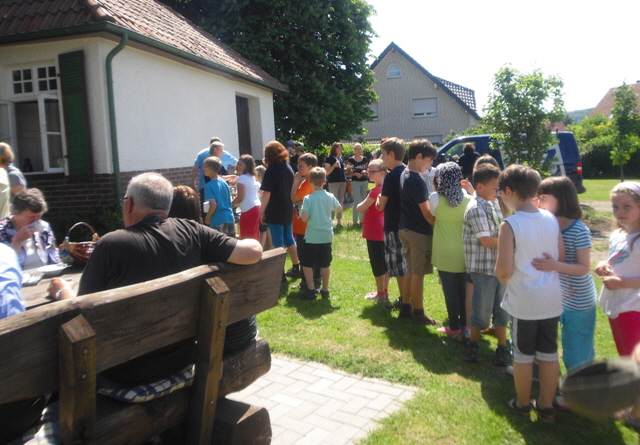 CIMG0094_Warten und Schnacken