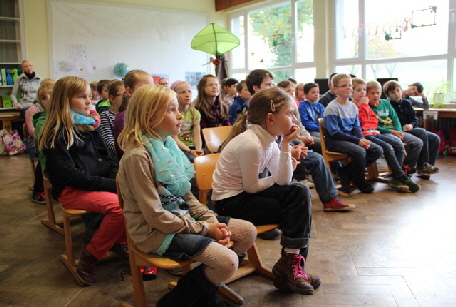 IMG_1098_Aufmerksame Zuhrer