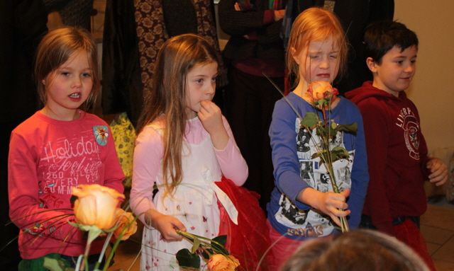 IMG_2172_Warten mit Rosen