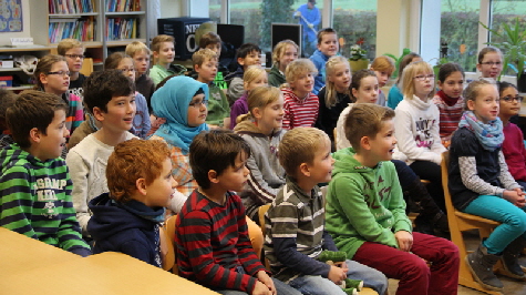 IMG_3846_aufmerksame Zuhrer