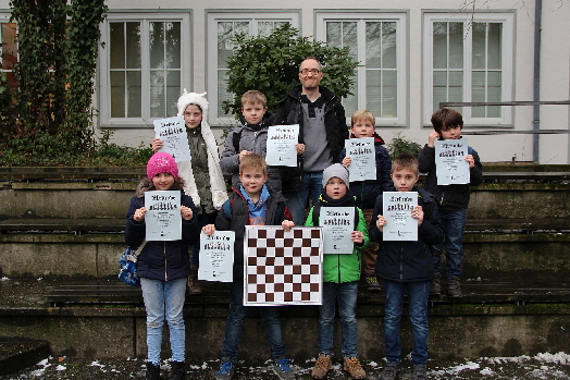 IMG_6572_beide Gruppen nach Turnier_red