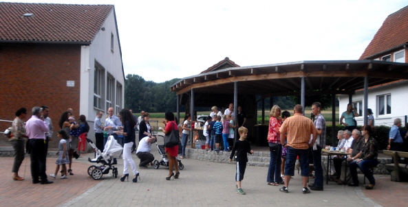 CIMG0529_Warten aufs Stundenende