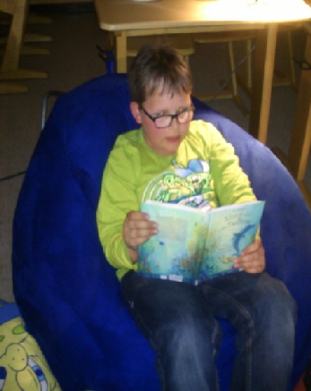 DSC_0157_Im blauen Sessel